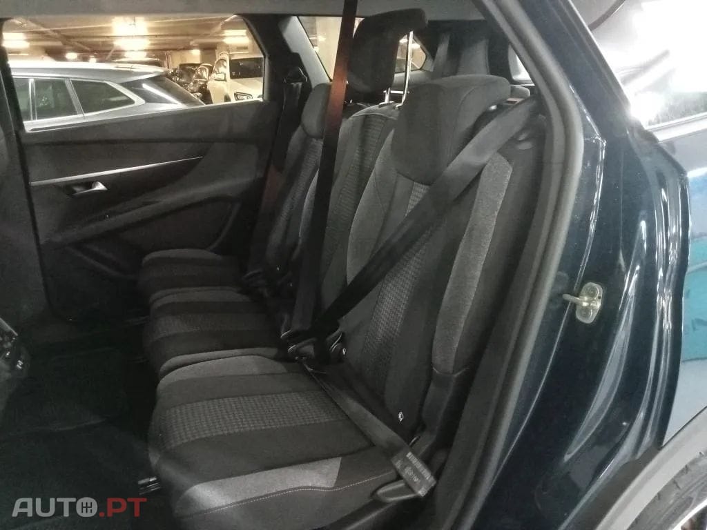 Peugeot 5008 1.5 BlueHDi Active Pack