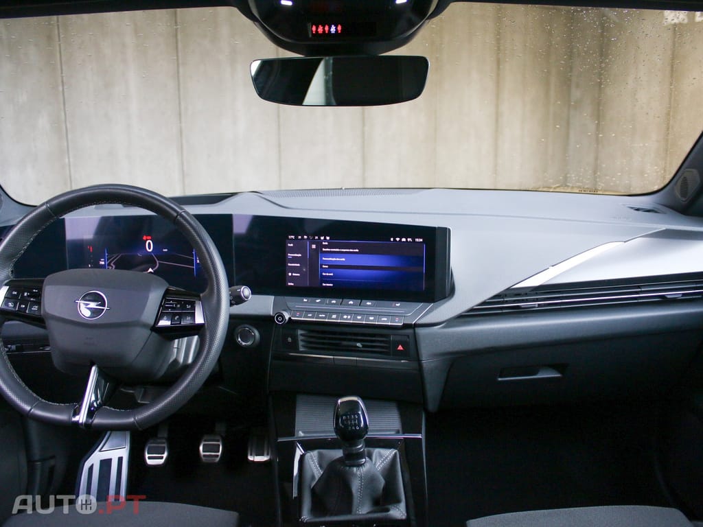 Opel Astra 1.2 T GS Line S/S