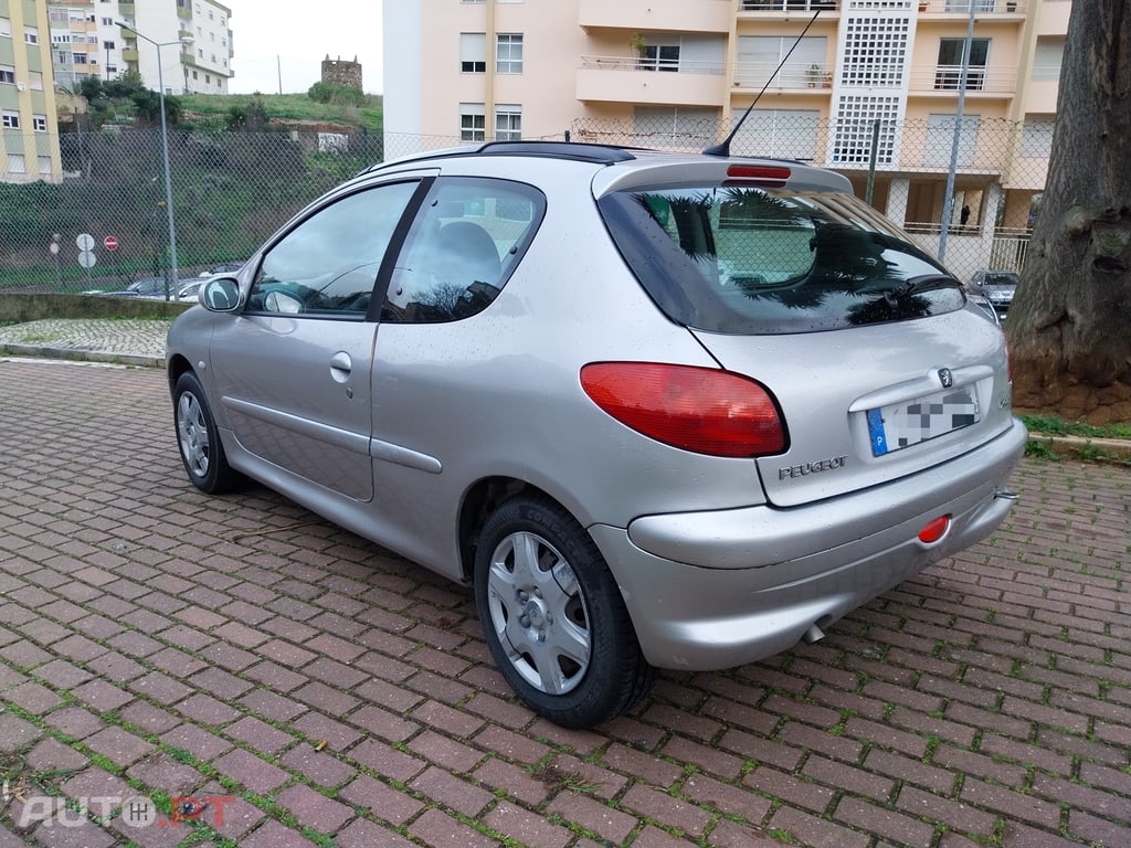 Peugeot 206 XR 1.1I gasolina 2001