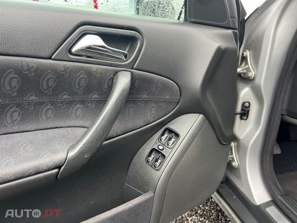 Mercedes-Benz C 220 AVANTGARDE