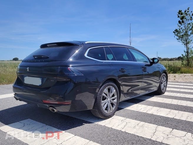 Peugeot 508 SW hybrid plug in 225 cv allure pack e-EAT8