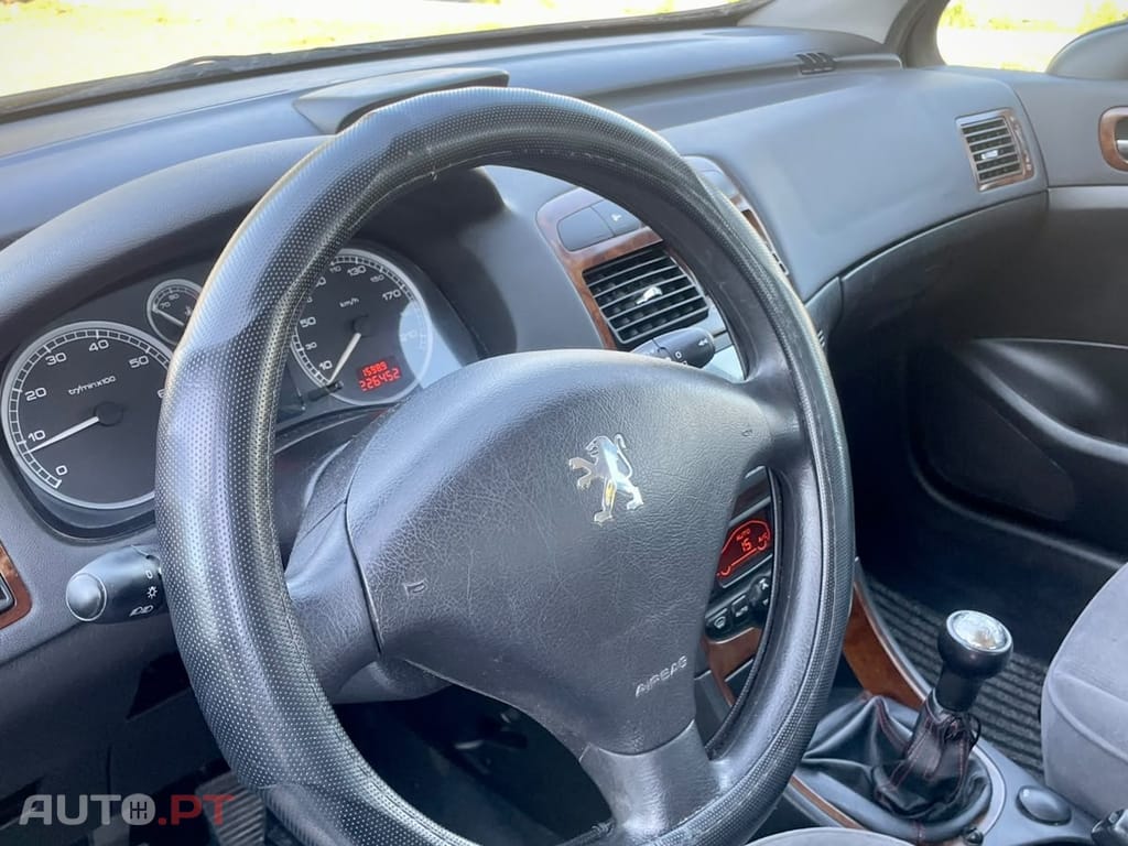 Peugeot 307 1.4 16V XR