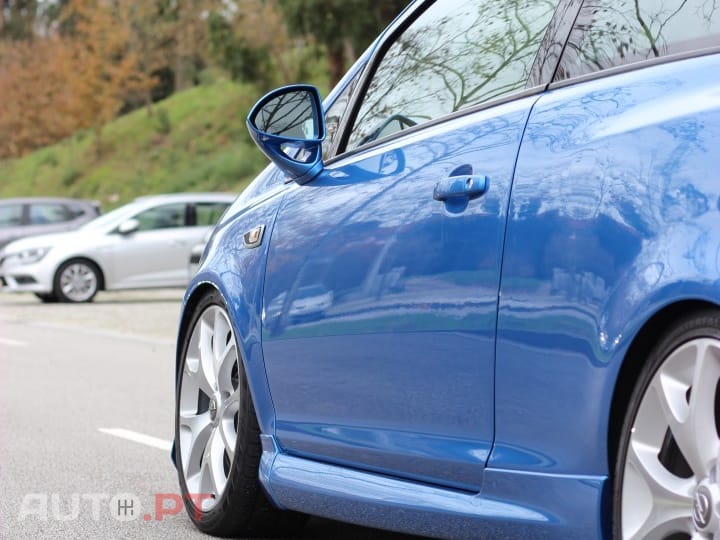 Opel Corsa 1.6 Turbo OPC