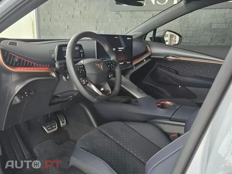Cupra Tavascan 77 kWh Adrenaline