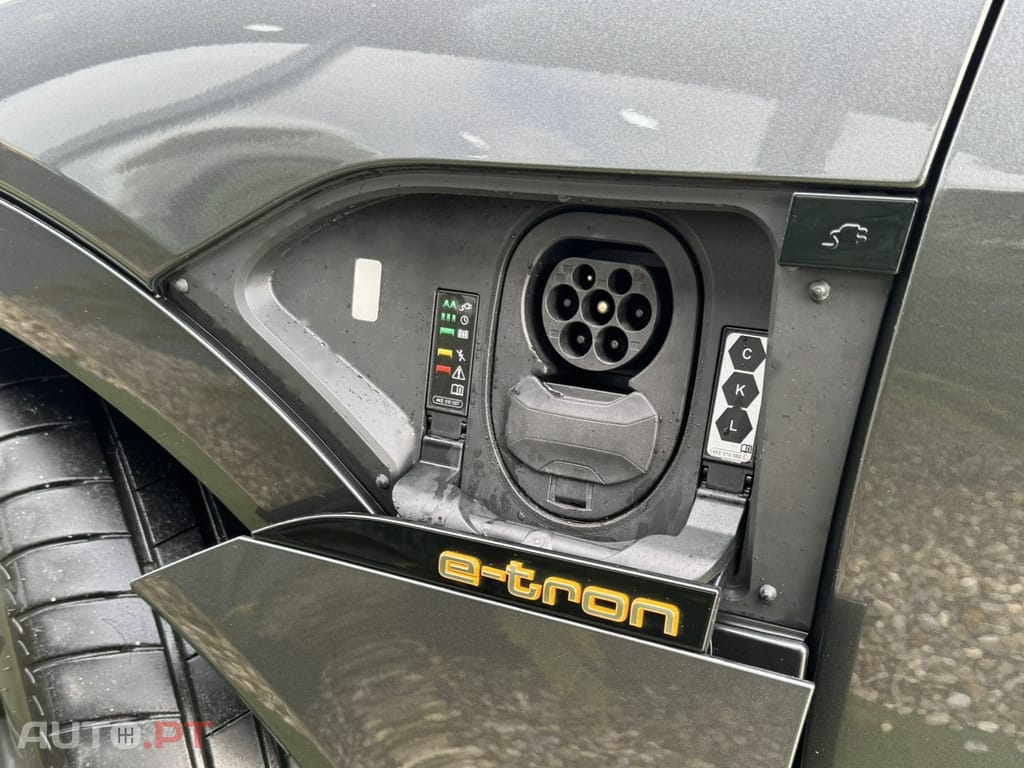 Audi E-Tron 55 quattro S line