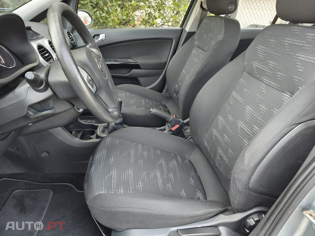 Opel Corsa 1.2 Enjoy