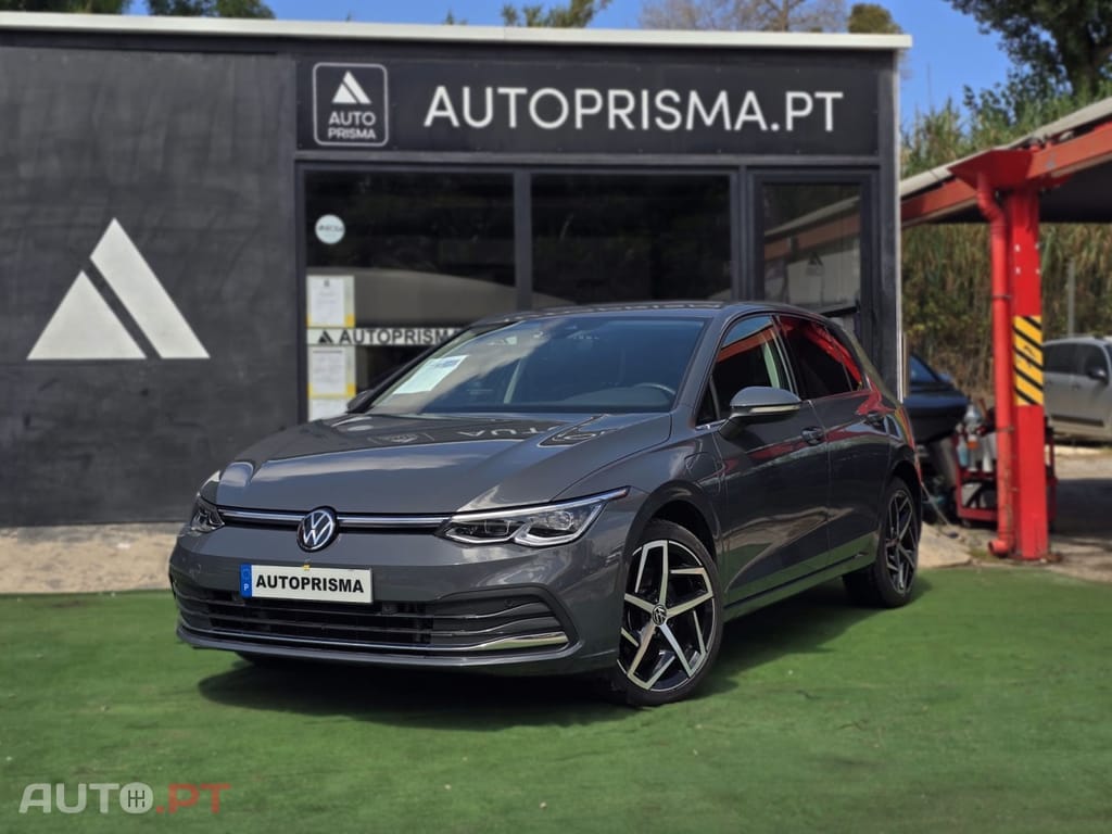 Volkswagen Golf 1.4 eHybrid OPF DSG Style