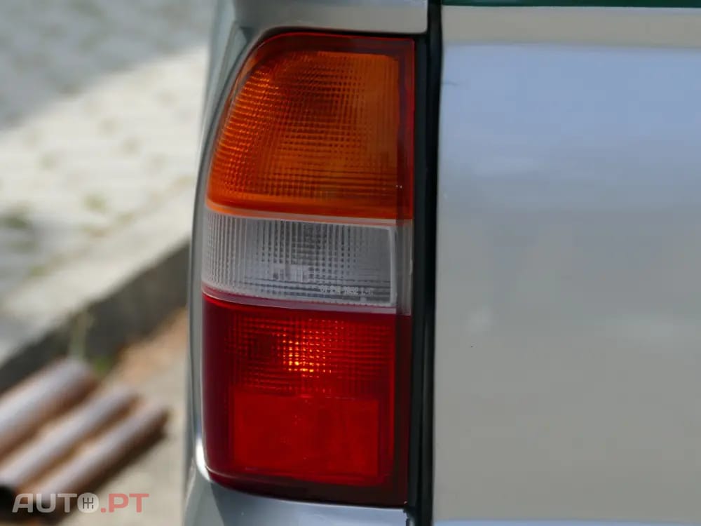 Mitsubishi L200 2.5 TD Strakar CD