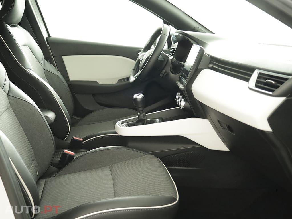 Renault Clio Clio 1.0 TCe Techno Bi-Fuel