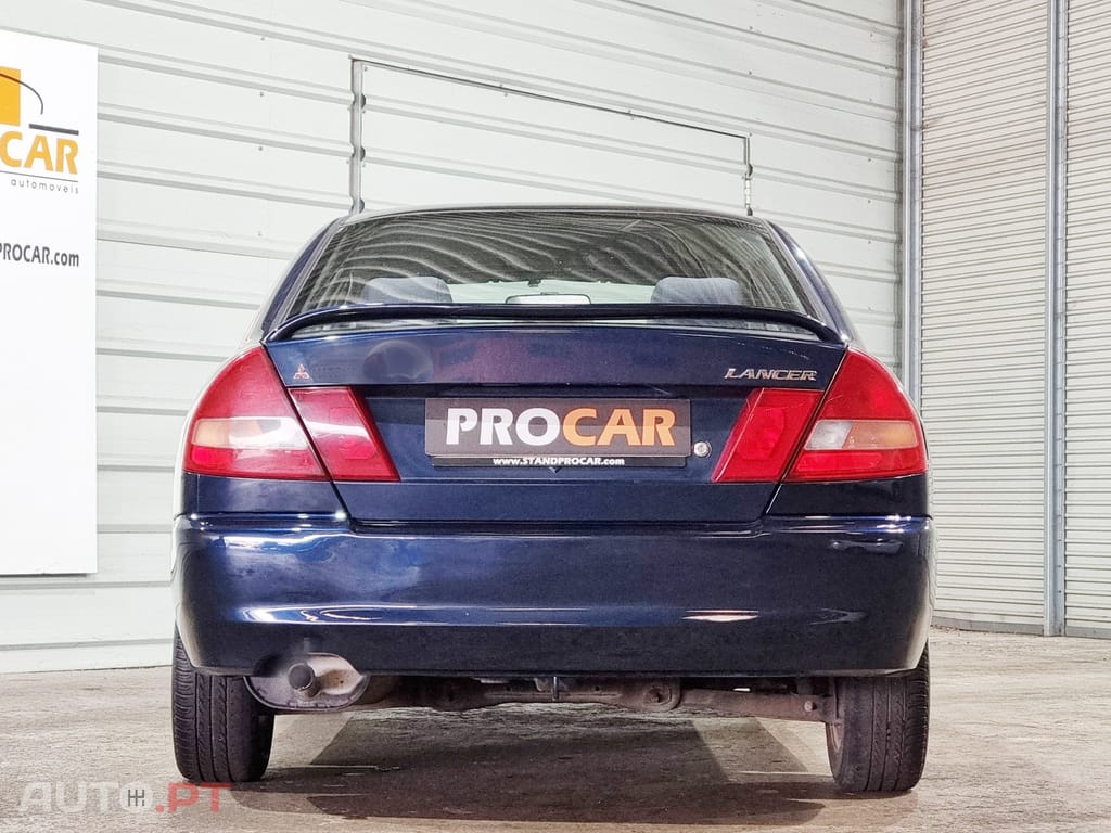 Mitsubishi Lancer 1.3 GLX