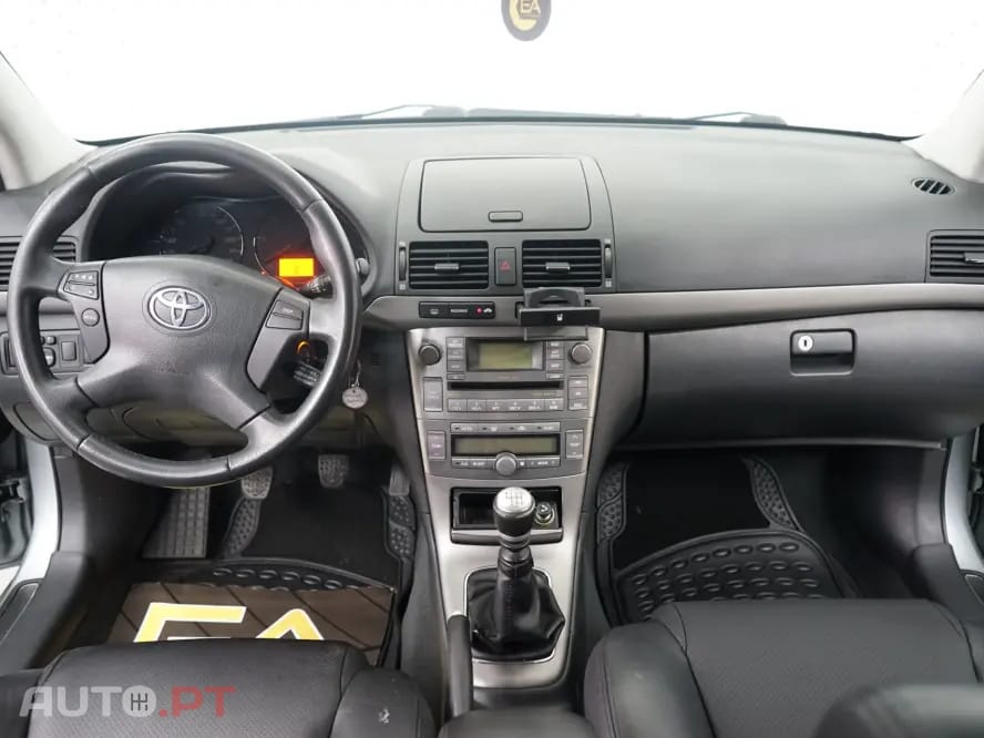 Toyota Avensis 2.0 D-4D Exclusive