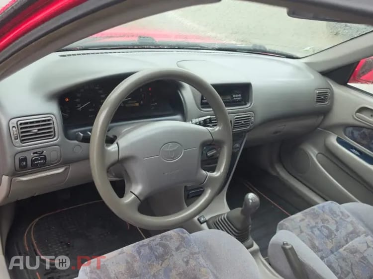 Toyota Corolla Liftback 1.3 Luna AC