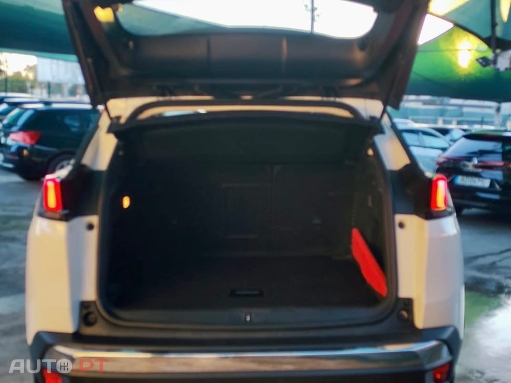Peugeot 3008 1.5 BlueHDi Allure