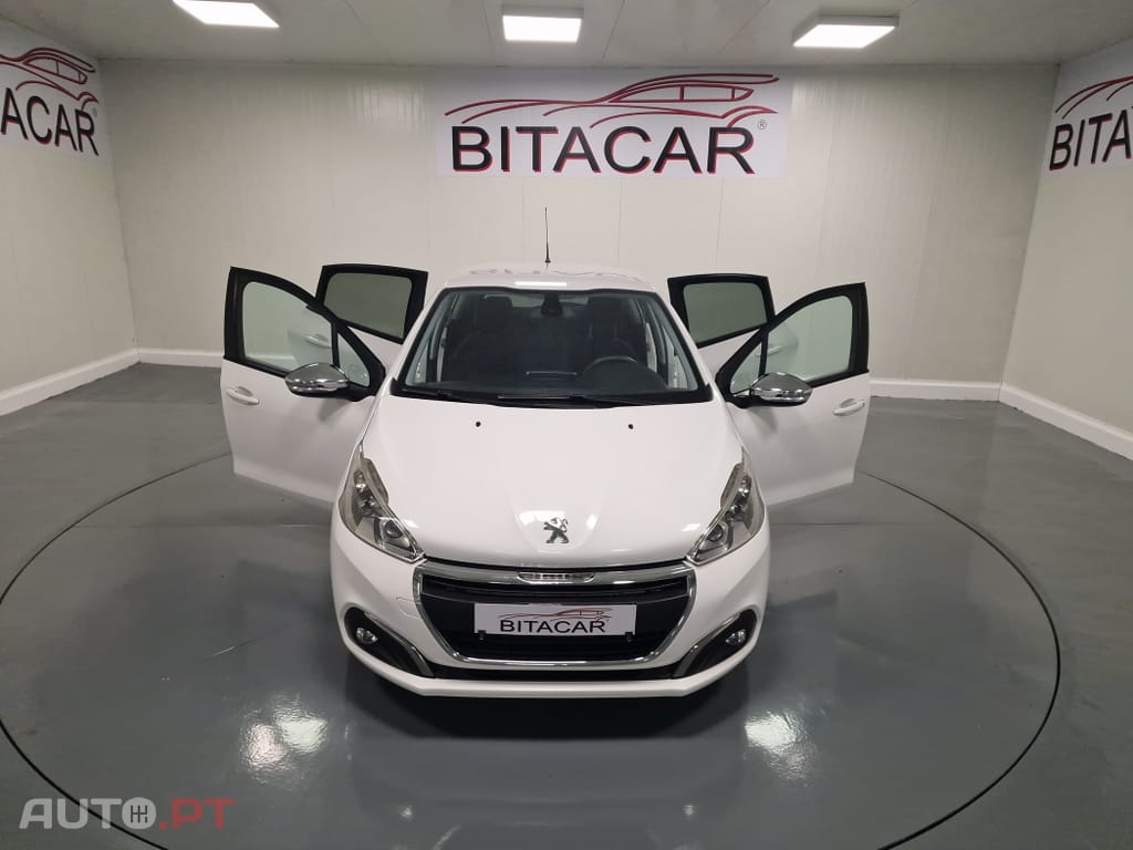 Peugeot 208 1.6 BlueHDi Style