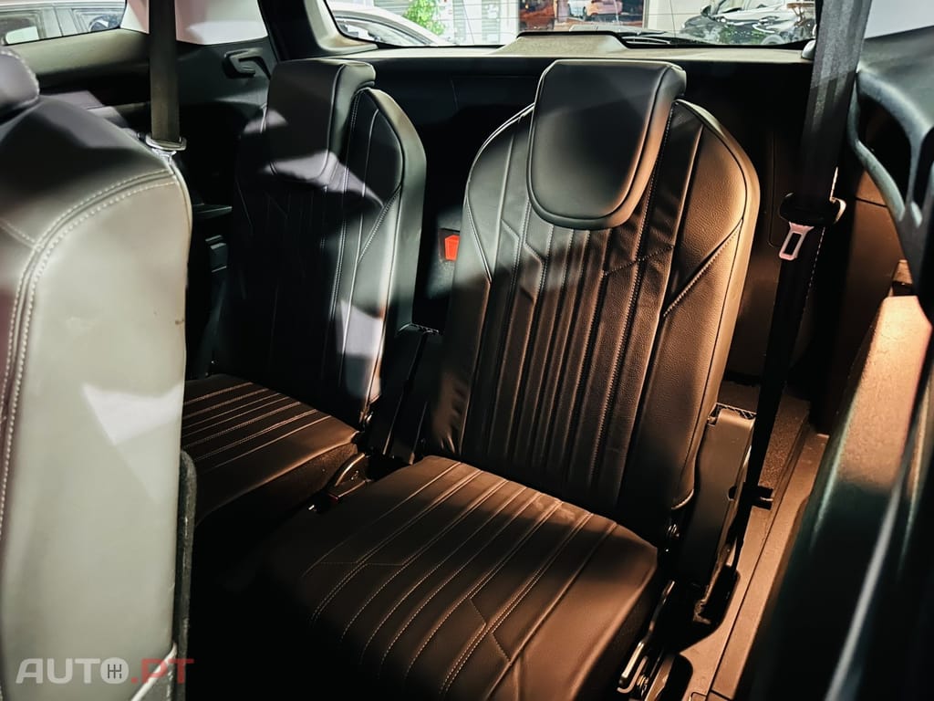 Peugeot 5008 1.2 PureTech Allure Pack EAT8