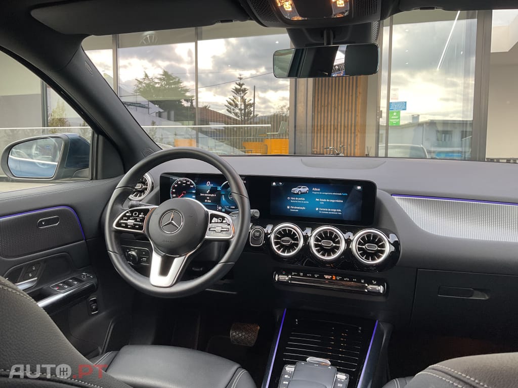 Mercedes-Benz EQA 250 Electric Art