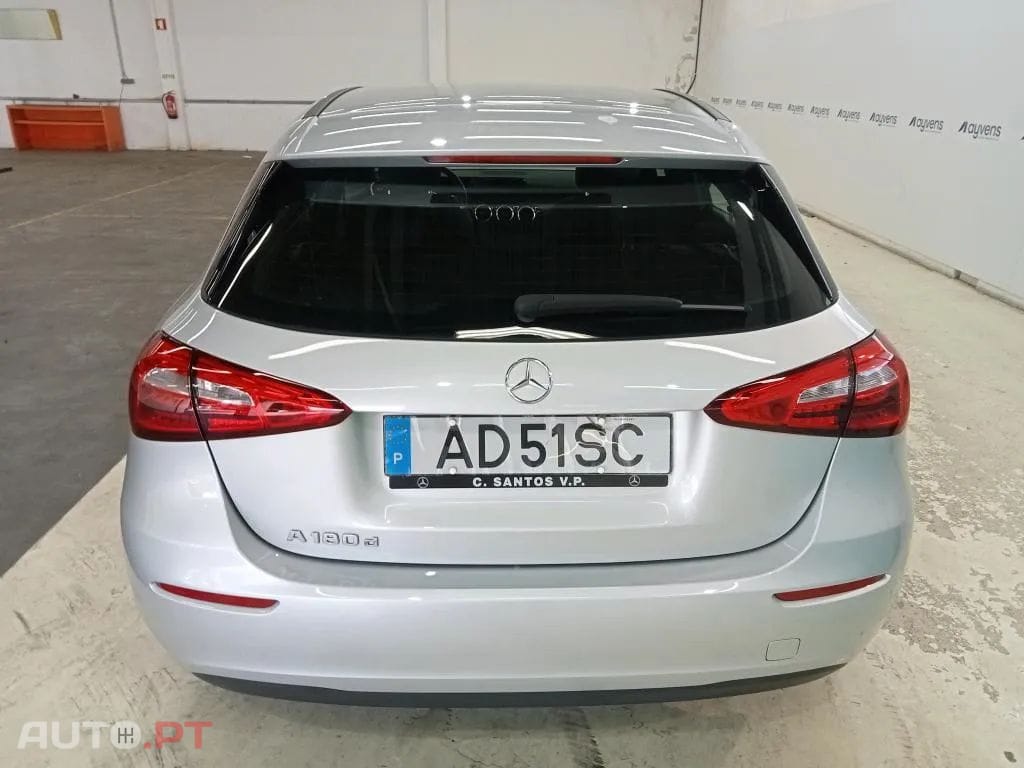 Mercedes-Benz A 180 d Business Solutions
