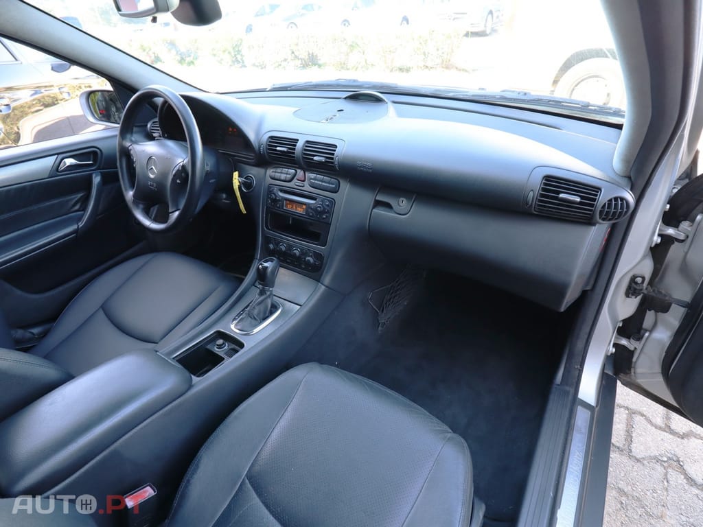 Mercedes-Benz C 220 CDI Auto Avantgarde