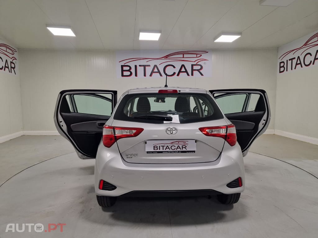 Toyota Yaris 1.0 VVT-I ACTIVE