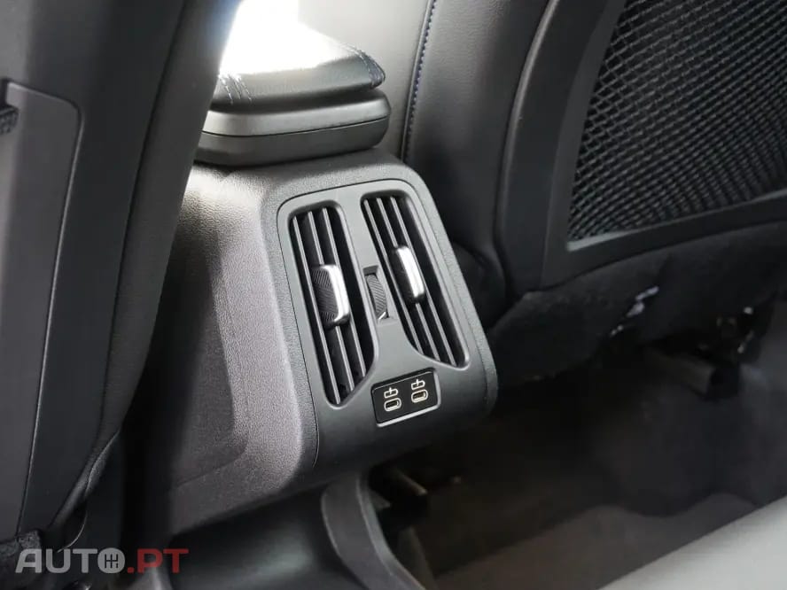 BMW 218 i Pack Desportivo M Auto