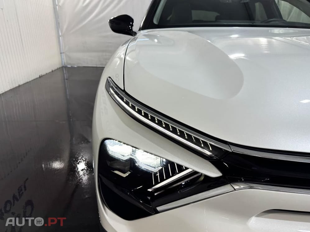 Citroen C5 X 1.6 Hybrid Feel Pack e-EAT8