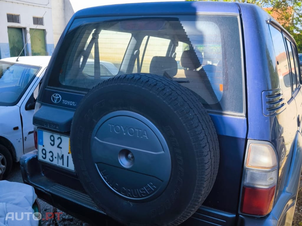Toyota Land Cruiser Land Cruiser