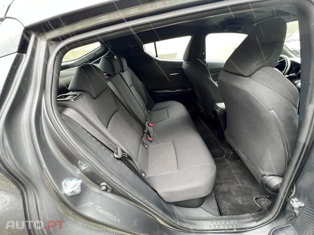 Toyota C-HR 1.8 Hybrid Comfort