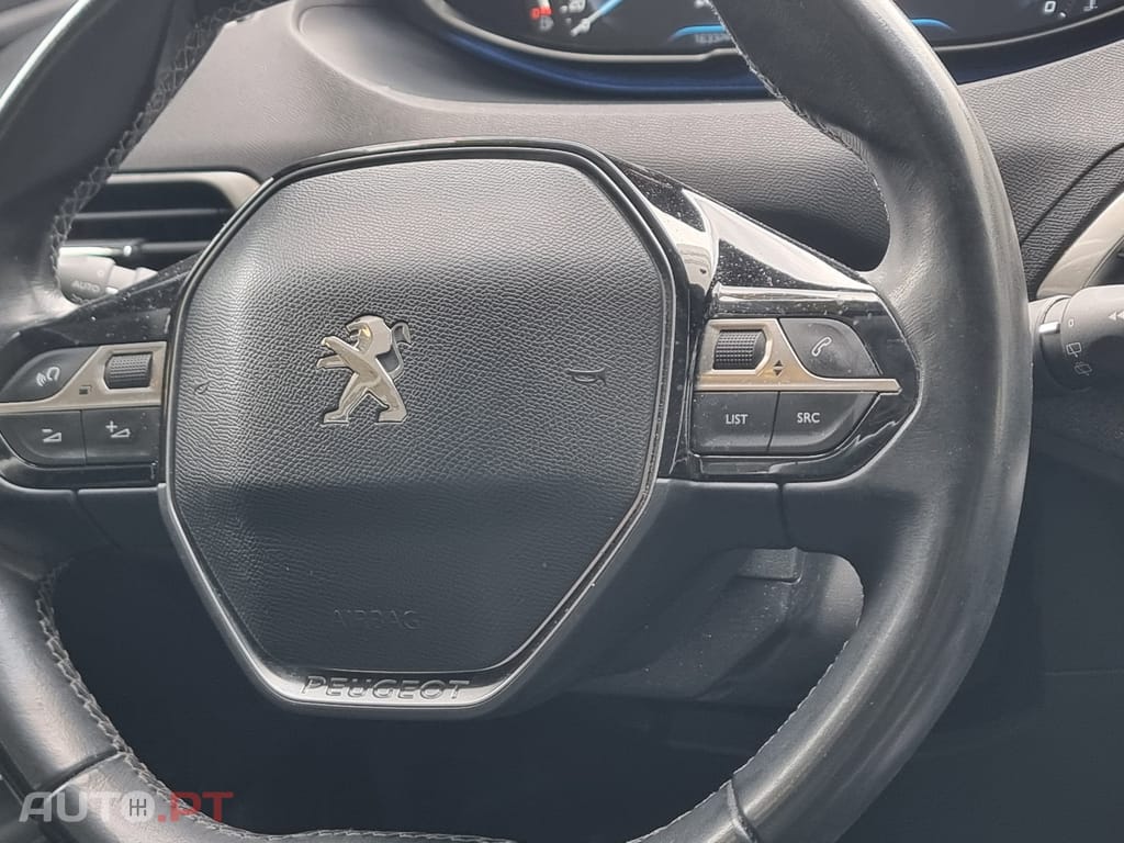 Peugeot 3008 1.6 BlueHDi Allure