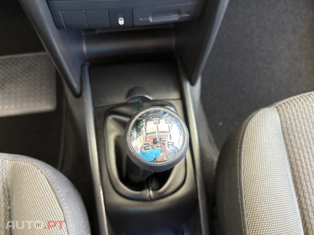 Peugeot 207 1.6 HDi 99g