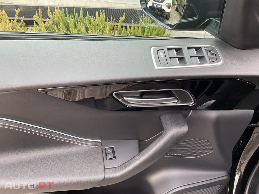 Jaguar F-Pace 2.0 i4D R-Sport AWD Aut.