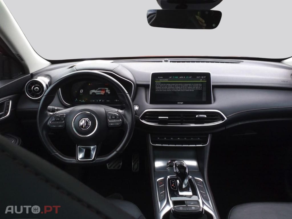 MG EHS PHEV Hybrid Luxury