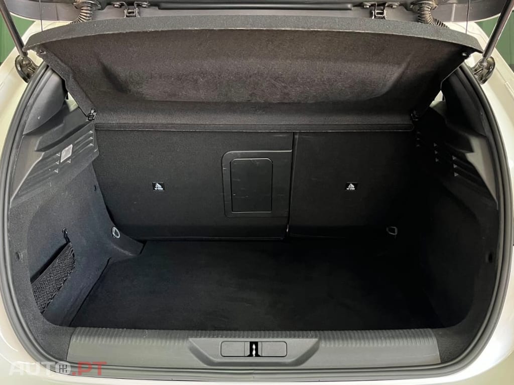 Peugeot 308 1.2 PureTech GT EAT8