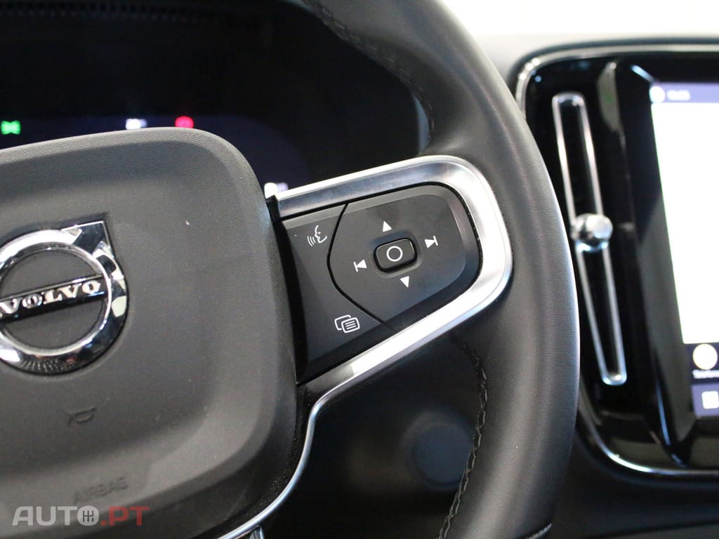 Volvo C40 Recharge Extended Range Core