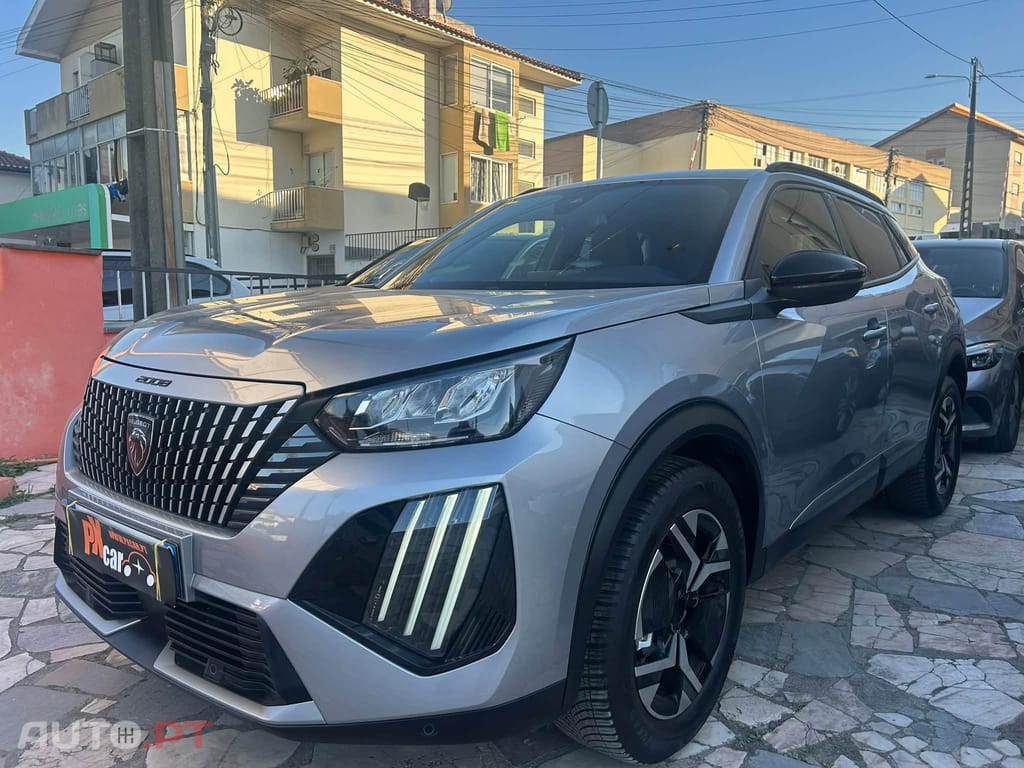 Peugeot 2008 1.2 Pure Tech Allure- Gasolina