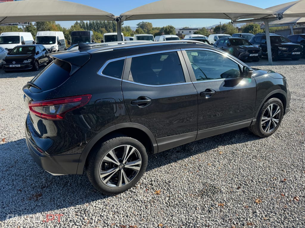 Nissan Qashqai 1.2 DIG-T N-Connecta Xtronic