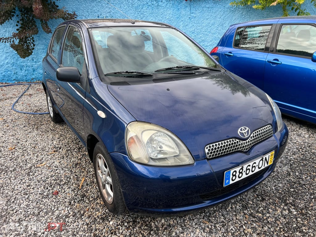 Toyota Yaris 1.0 Luna