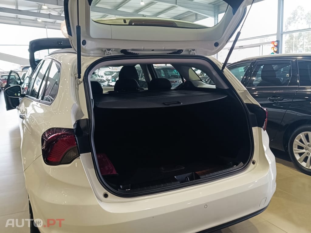 Fiat Tipo 1.3 M-Jet Easy