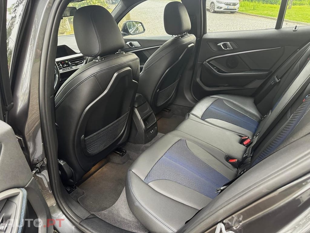 BMW 116 d Pack Desportivo M