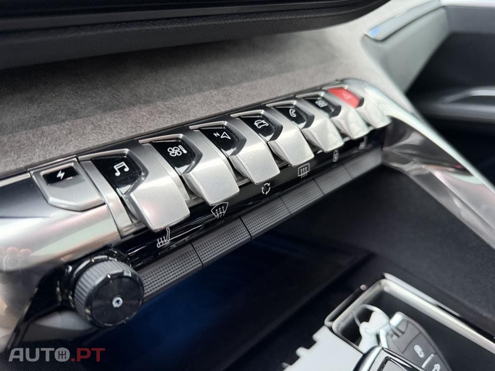 Peugeot 3008 1.6 Hybrid GT Pack e-EAT8