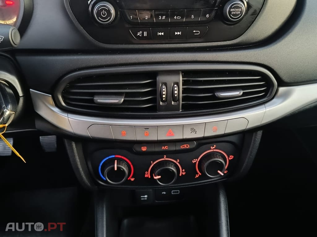 Fiat Tipo 1.3 M-Jet Pop