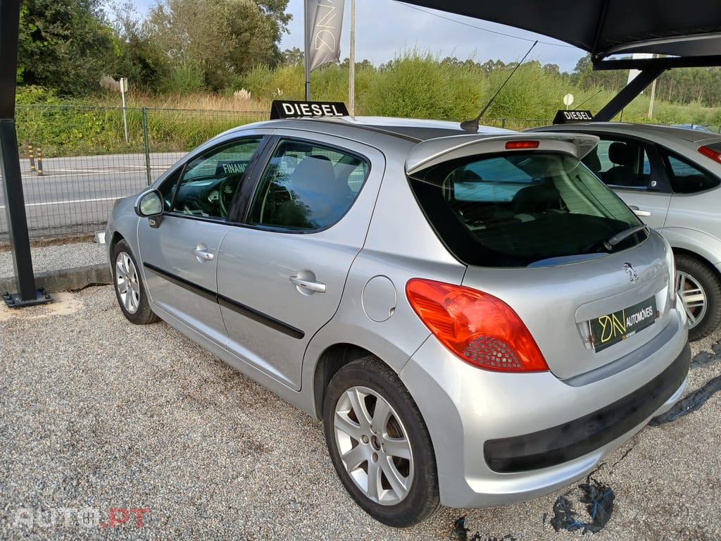 Peugeot 207 1.4 HDI