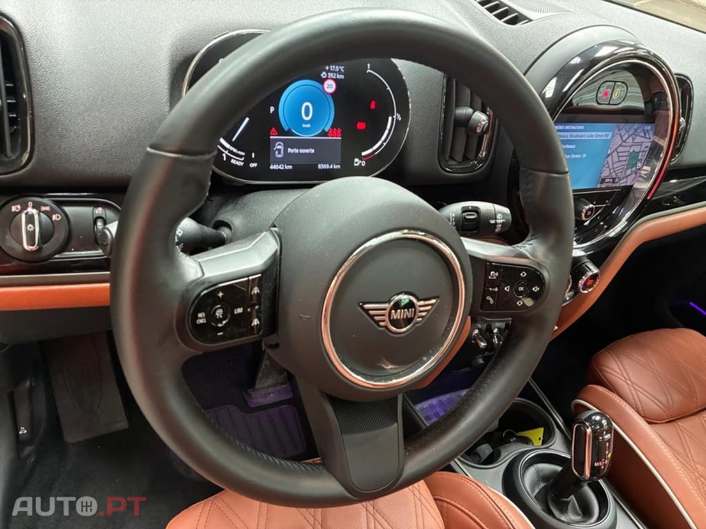 MINI Countryman Cooper Premium Plus Edition