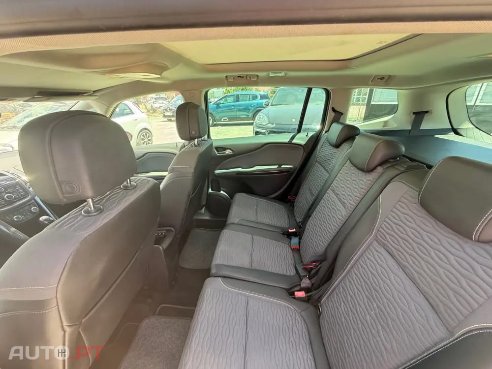 Opel Zafira 1.6 CDTi Cosmo