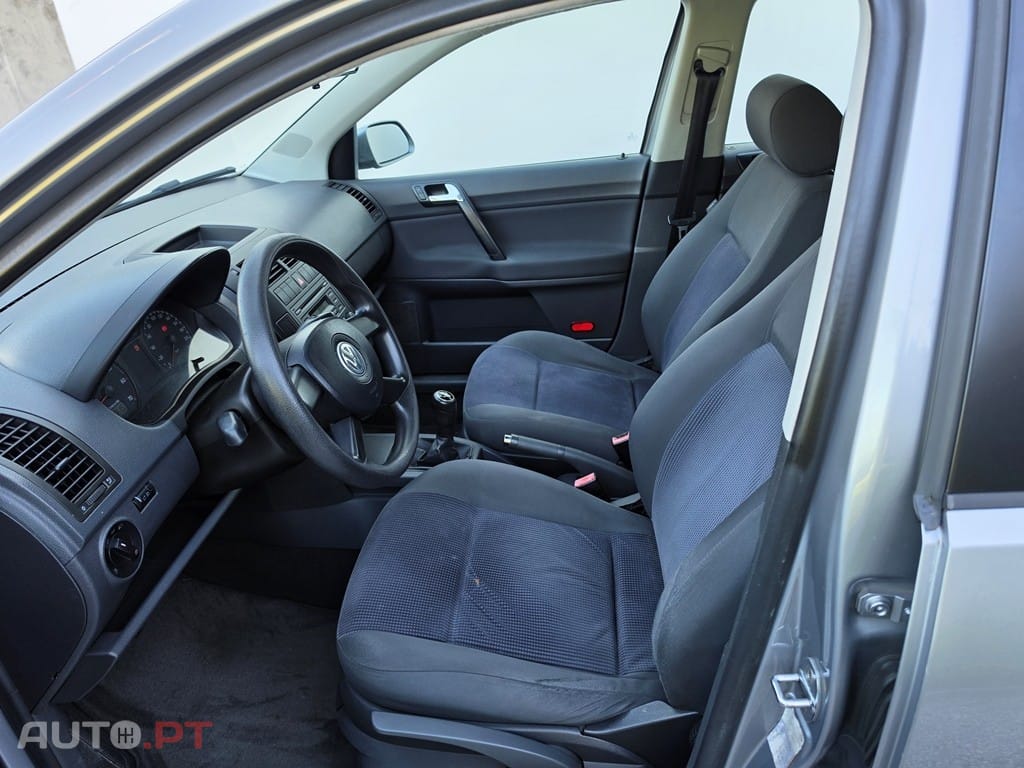 Volkswagen Polo 1.2 Confortline AC