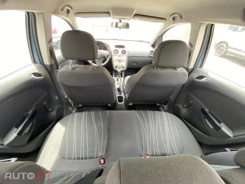 Opel Corsa 1.2 Enjoy