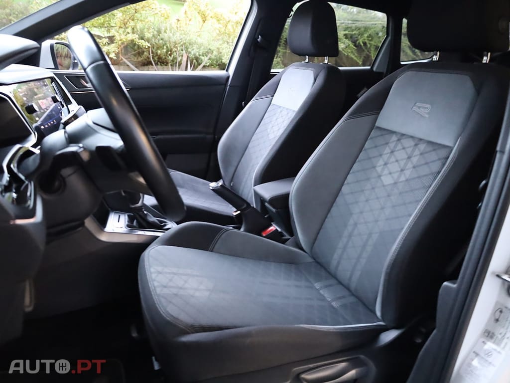 Volkswagen Taigo 1.0 TSI R-Line DSG