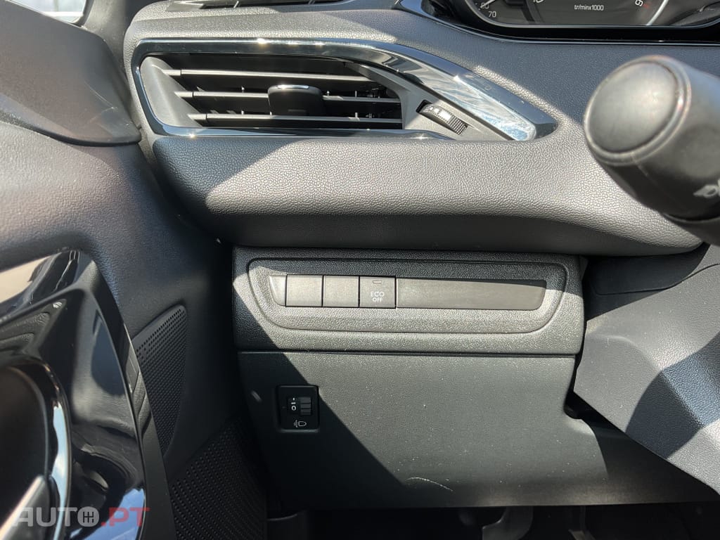 Peugeot 208 1.5 BlueHDi Active