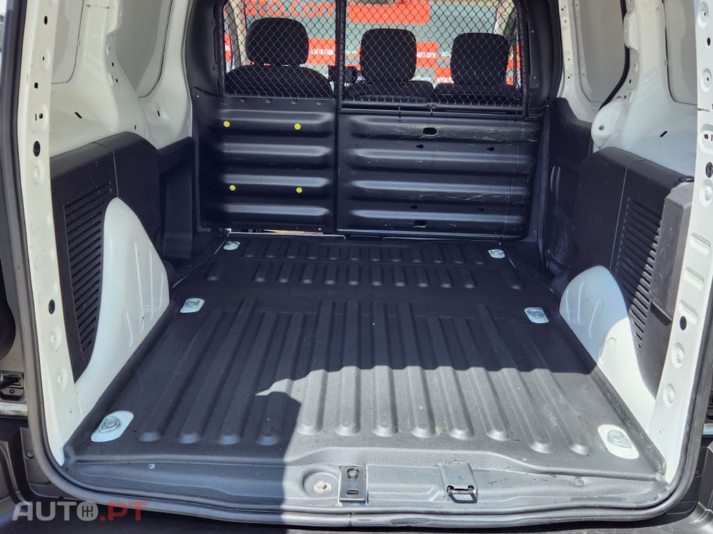 Citroen Berlingo 1.6 BlueHDi L1 Club 3L