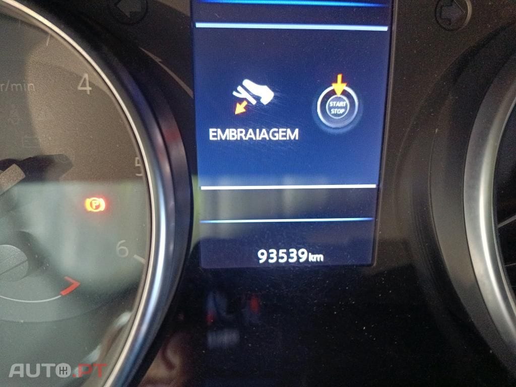 Nissan Qashqai 1.5 dCi N-Connecta J18