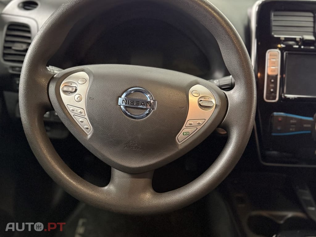 Nissan Leaf 24 kWh (c/ Bateria) Tekna